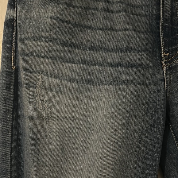 KanCan Distressed Midrise Skinny Jeans Size 31 - Picture 4 of 9